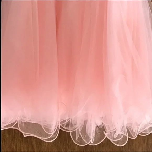 💛 Gorgeous Pink Sparkly Dress - Picture 2 of 3